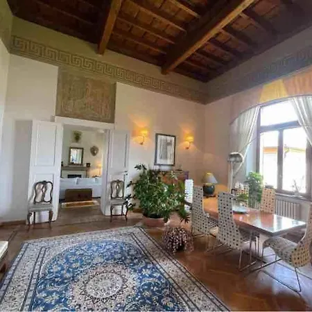 Della Duchessa - Dimora Storica Affrescata Гостевой дом Феррара