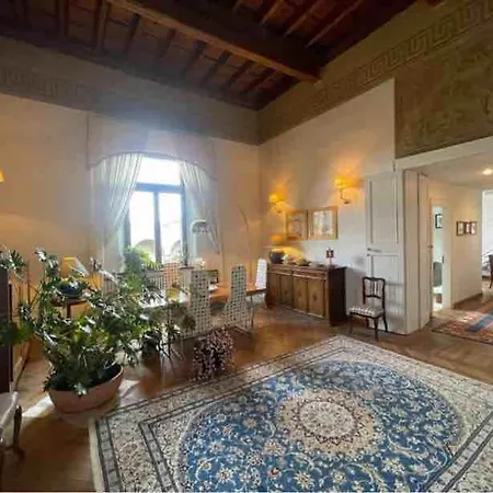 Della Duchessa - Dimora Storica Affrescata Guest house