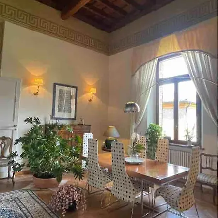 Гостевой дом Della Duchessa - Dimora Storica Affrescata Феррара