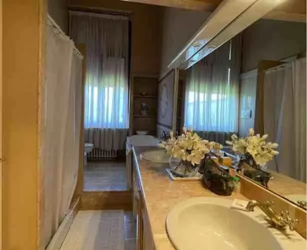 Della Duchessa - Dimora Storica Affrescata 게스트하우스 *