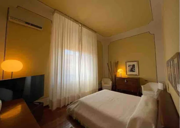 Della Duchessa - Dimora Storica Affrescata 페라라